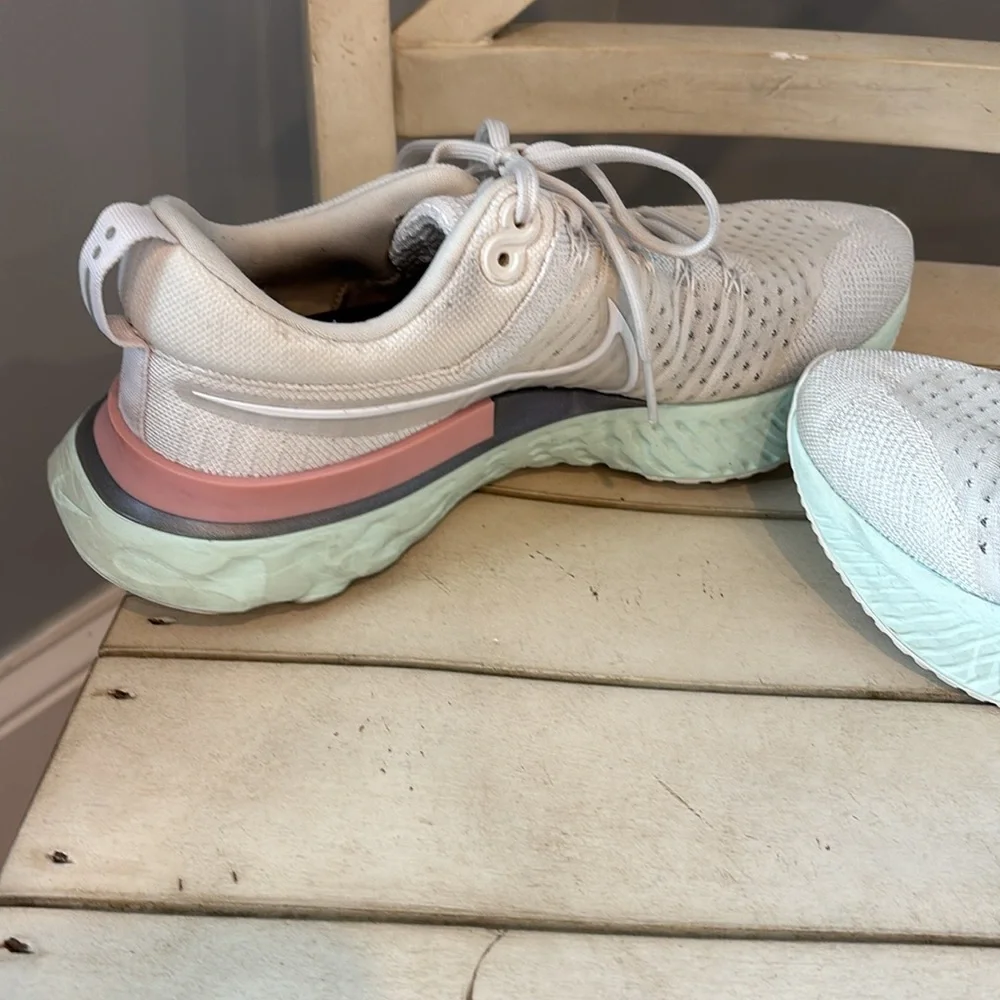 Nike React Infinity Run Flyknit 2 Running Shoe sneakers